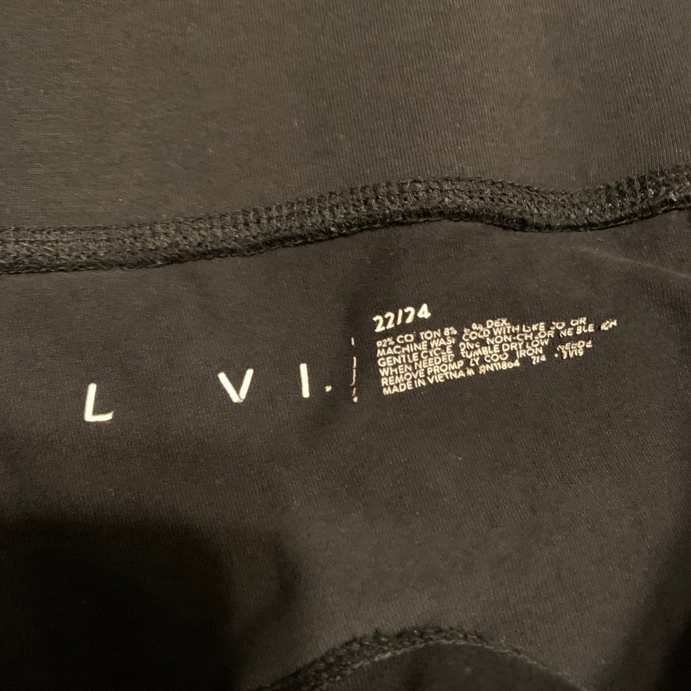 Lane Bryant Livi Active Crop